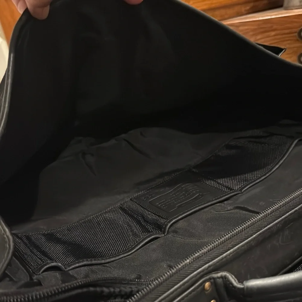 Vintage Coach Black Leather Men’s Briefcase pre-owned.